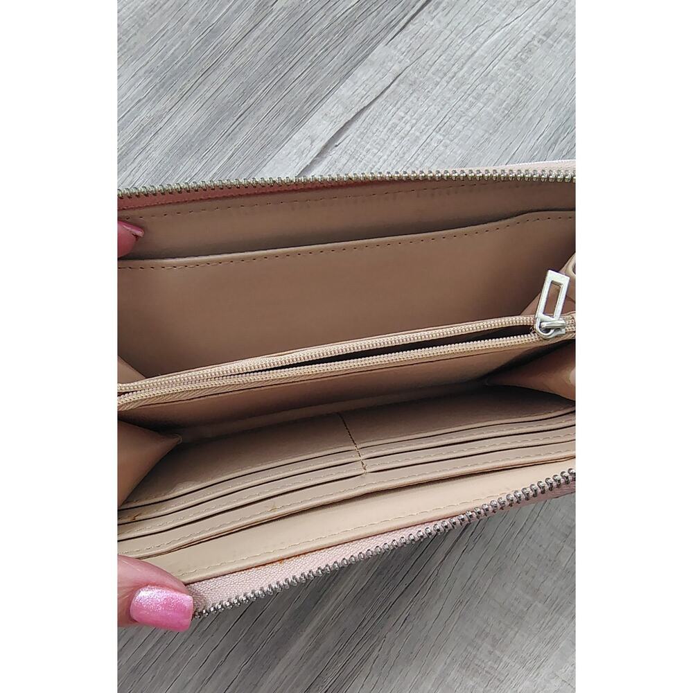 GUESS large zip-around wallet - Picture 3 of 3